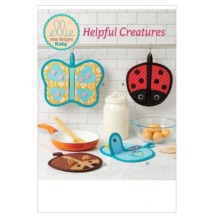 Sewing pattern cover with potholders in four colourful animals deisgns.