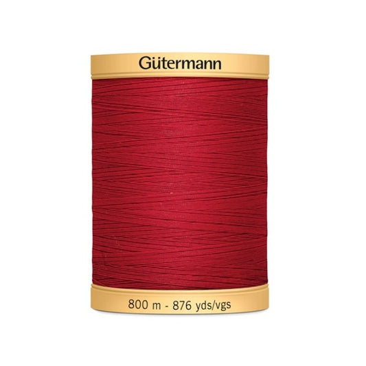 Spool of red thread with Gutermann 800m branding.