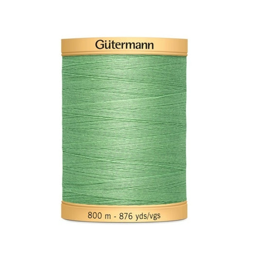 Spool of light green thread with Gutermann 800m branding.