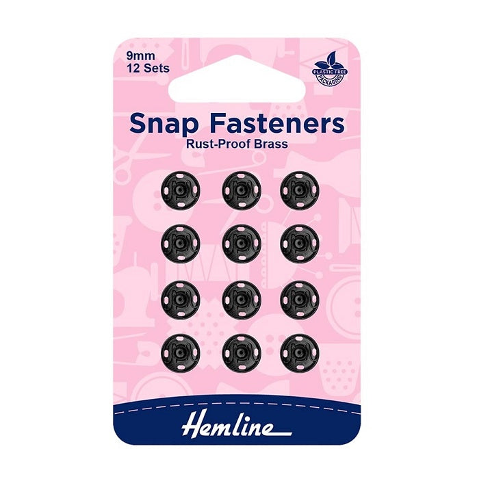 Pack of 9mm black snap fasteners with Hemline branding.