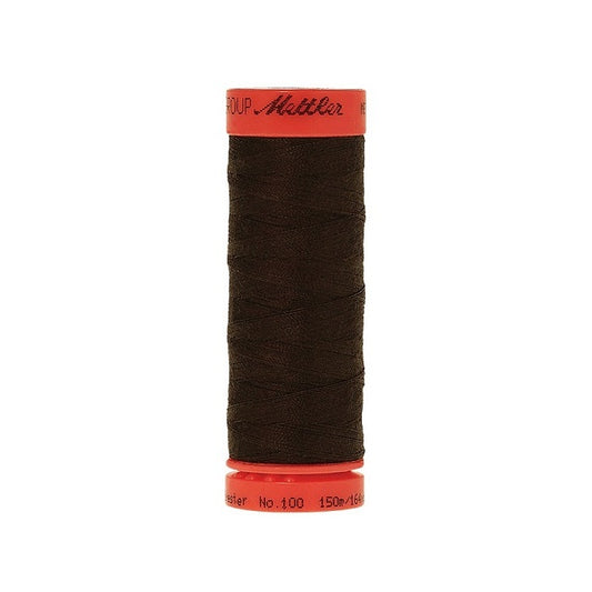 Spool of Mettler 150m very dark brown thread.