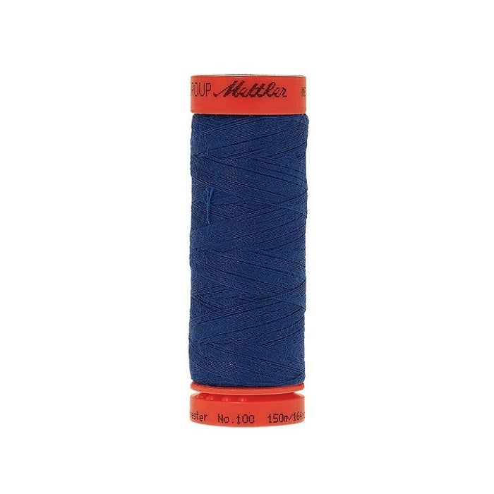 Spool of Mettler 150m blue thread.