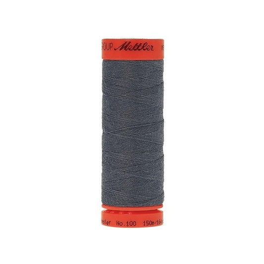 Spool of Mettler 150m dark grey thread.