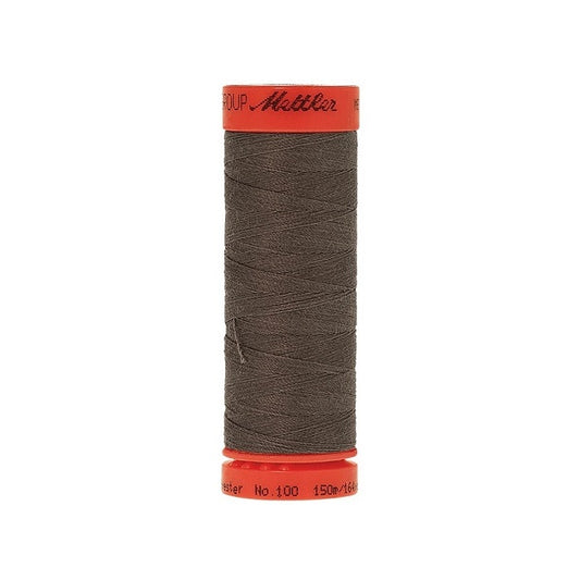 Spool of Mettler 150m dark grey thread.