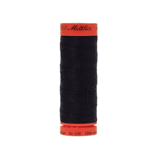 Spool of Mettler 150m darkest blue thread.