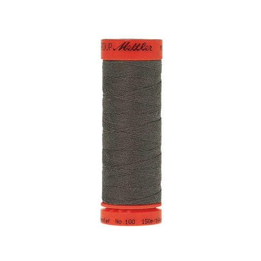 Spool of Mettler 150m dark grey thread.